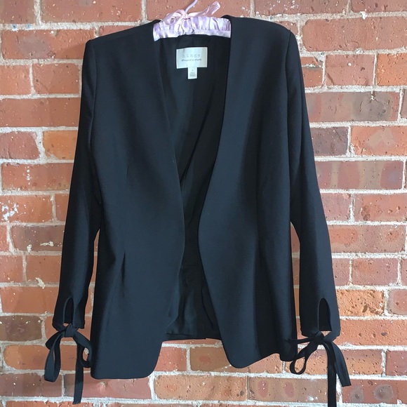 Hinge Designed in Seattle Black Pleated Bow Tie Wrist Blazer - Small - Picture 1 of 7